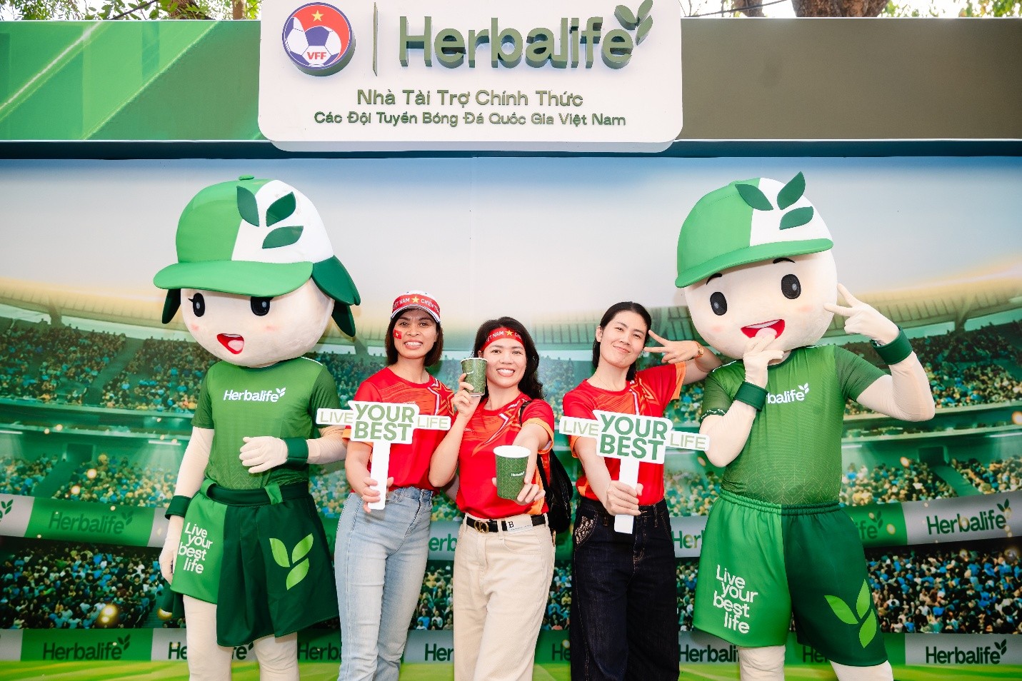 fanzone-3-1775133030.jpg