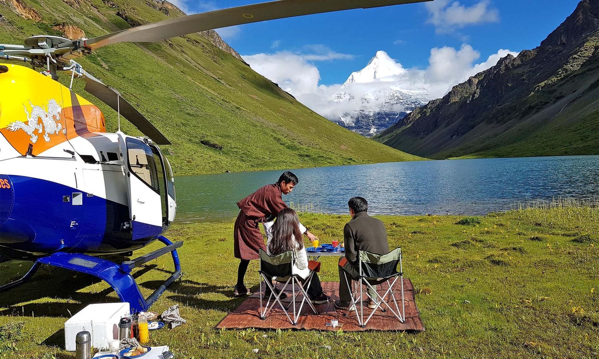 https-astoryblokcom-f-171618-2000x1200-01c485146f-helicopter-picnic-2-1784520904.jpg