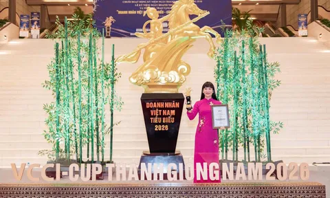 CHỦ TỊCH HĐTV CÔNG TY YẾN SÀO KHÁNH HÒA NHẬN CÚP THÁNH GIÓNG 2026: LAN TỎA GIÁ TRỊ ĐẶC SẢN QUỐC GIA ĐẾN DU KHÁCH